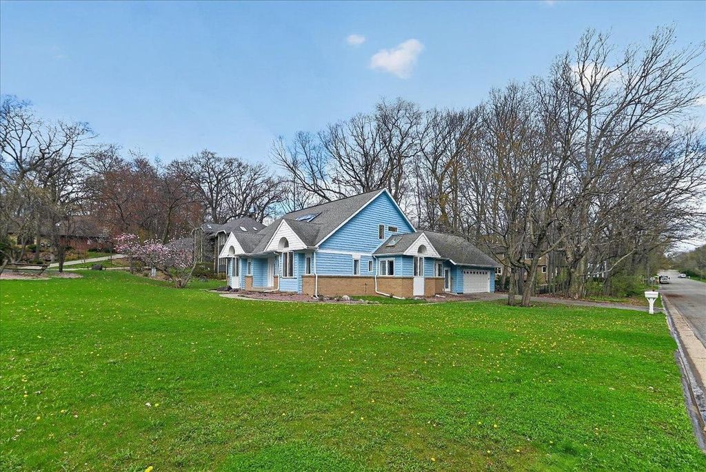 Photo of 5824 Osmundsen COURT, Fitchburg, WI 53711 (MLS # 2023863)