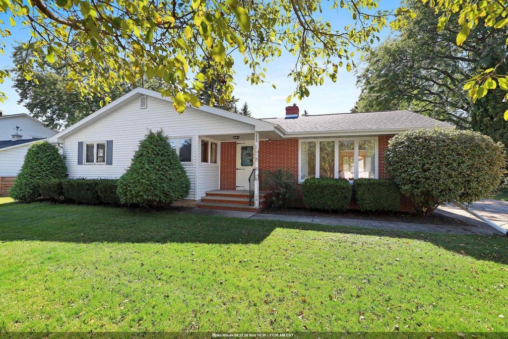 Photo of 222 Longview AVENUE, WI 54301 (MLS # 50333194)