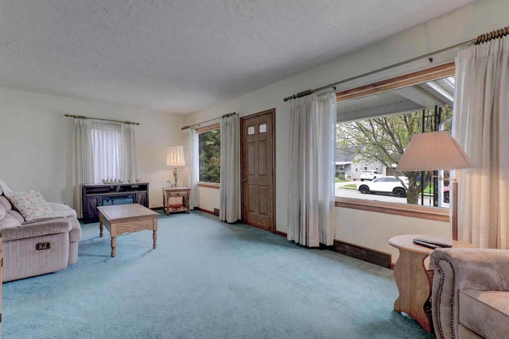 Photo of 216 Williams STREET, Combined Locks, WI 54113 (MLS # 50324488)