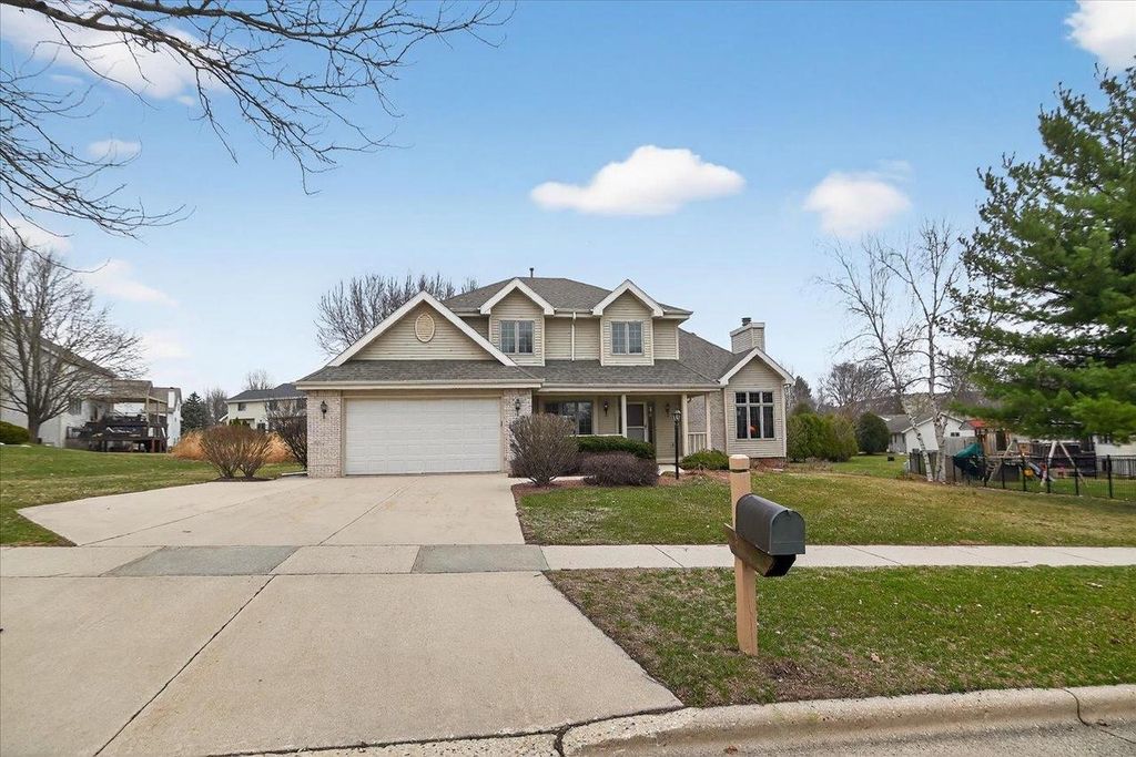 Photo of 5406 Sandhill DRIVE, Middleton, WI 53562 (MLS # 2019597)