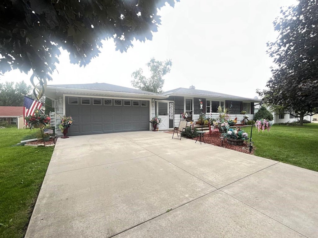 Photo of 434 Melanie LANE, Ripon, WI 54971 (MLS # 50330826)