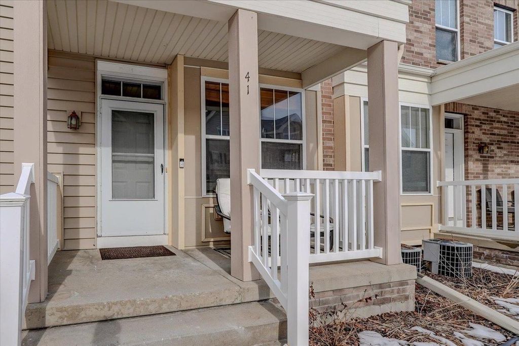 Photo of 41 S Gardens WAY #41, Fitchburg, WI 53711 (MLS # 2015847)