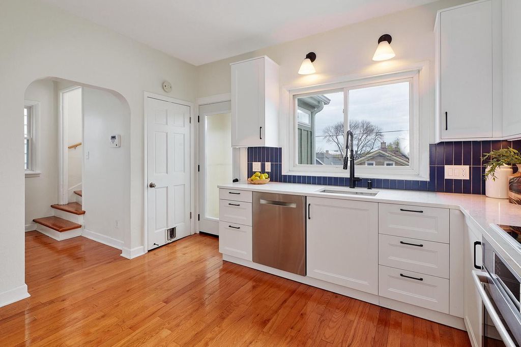 Photo of 2214 S Woodward STREET, Milwaukee, WI 53207 (MLS # 1961100)