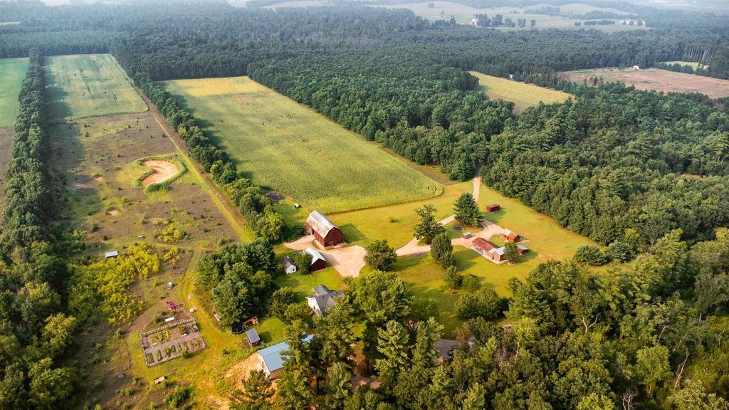 Photo of W8970 Cottonville DRIVE, Wautoma, WI 54982 (MLS # 50315038)