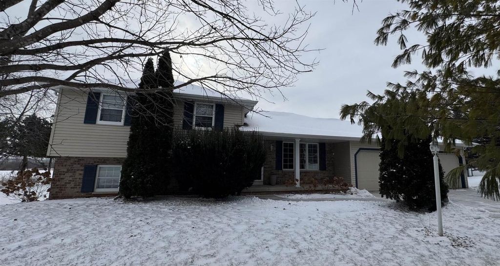 Photo of W6875 Hummock DRIVE, Greenville, WI 54942 (MLS # 50320246)