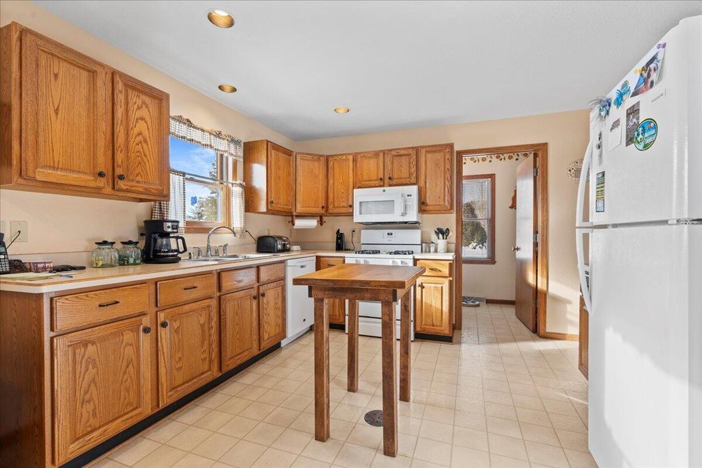 Photo of N6957 Jennifer DRIVE, Plymouth, WI 53073 (MLS # 1945180)