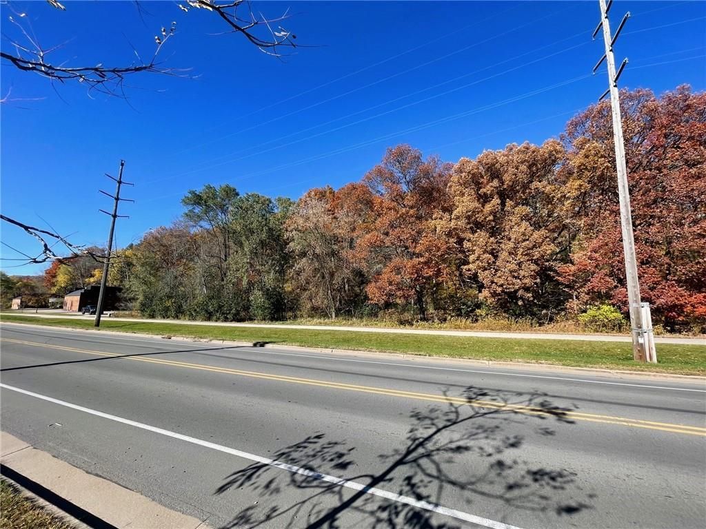 Photo of 000 (Lot 2) Galloway STREET, Eau Claire, WI 54703 (MLS # 1597198)