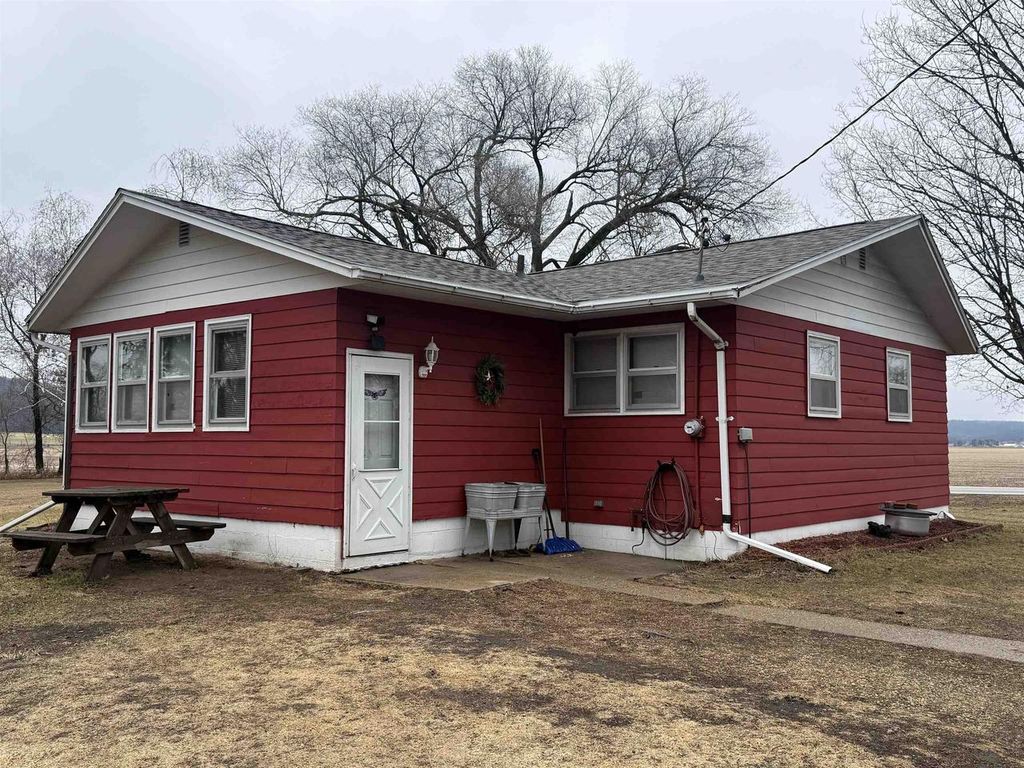 Photo of 33782 Hwy 130, Lone Rock, WI 53556 (MLS # 2017948)