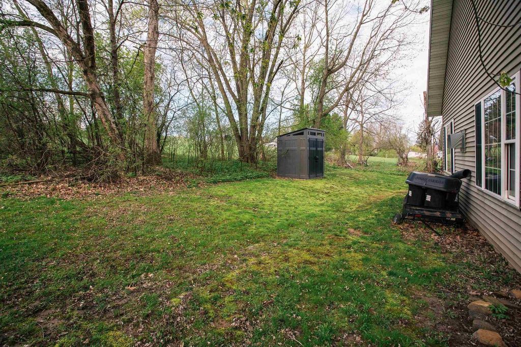Photo of 404 E 2nd STREET, Neillsville, WI 54456 (MLS # 22601753)