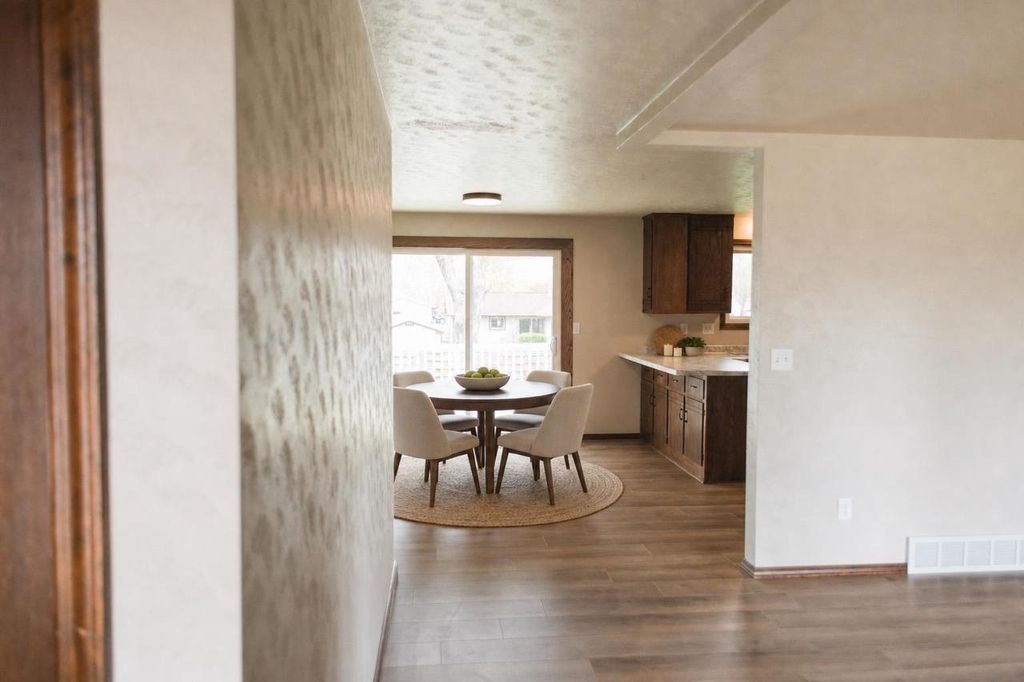 Photo of 2564 Landler STREET, Green Bay, WI 54313 (MLS # 50325100)