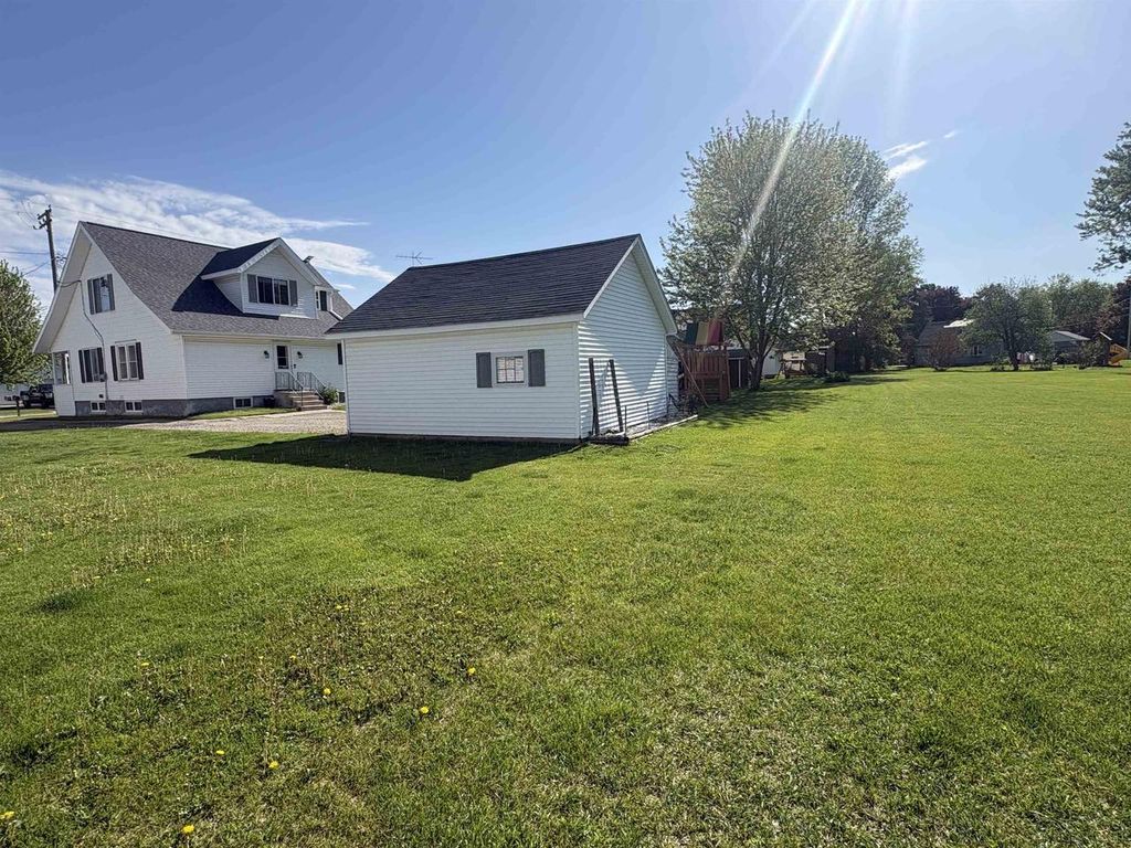 Photo of 106 E State STREET, Bonduel, WI 54107 (MLS # 50326197)