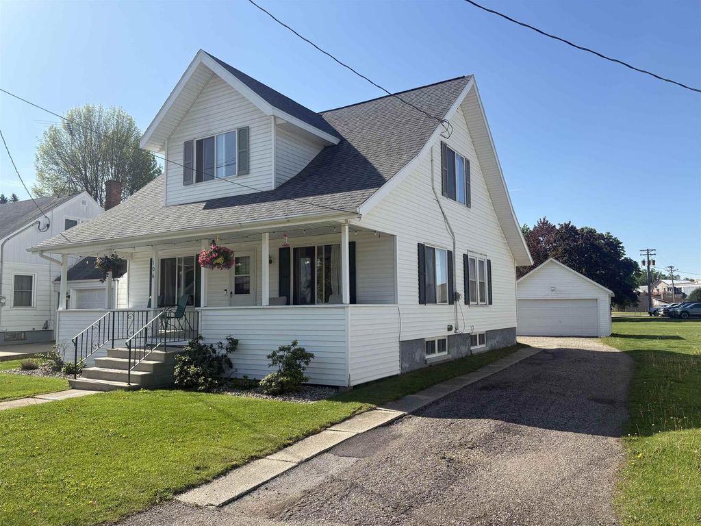 Photo of 106 E State STREET, Bonduel, WI 54107 (MLS # 50326197)
