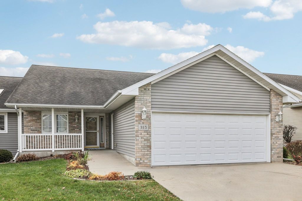 Photo of 315 Pebble Brook LANE, Lodi, WI 53555 (MLS # 2013036)