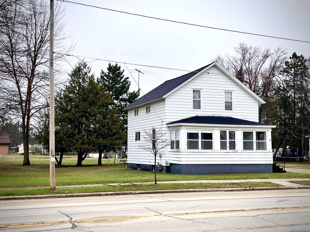 Photo of 540 French STREET, Peshtigo, WI 54157 (MLS # 50323730)