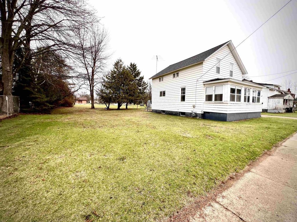 Photo of 540 French STREET, Peshtigo, WI 54157 (MLS # 50323730)