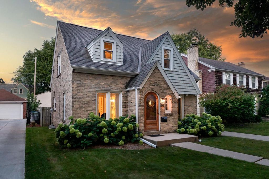 Photo of 2938 N 70th STREET, Milwaukee, WI 53210 (MLS # 1941497)