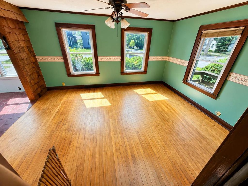 Photo of 2515 Sheridan PLACE, Manitowoc, WI 54220 (MLS # 50327715)