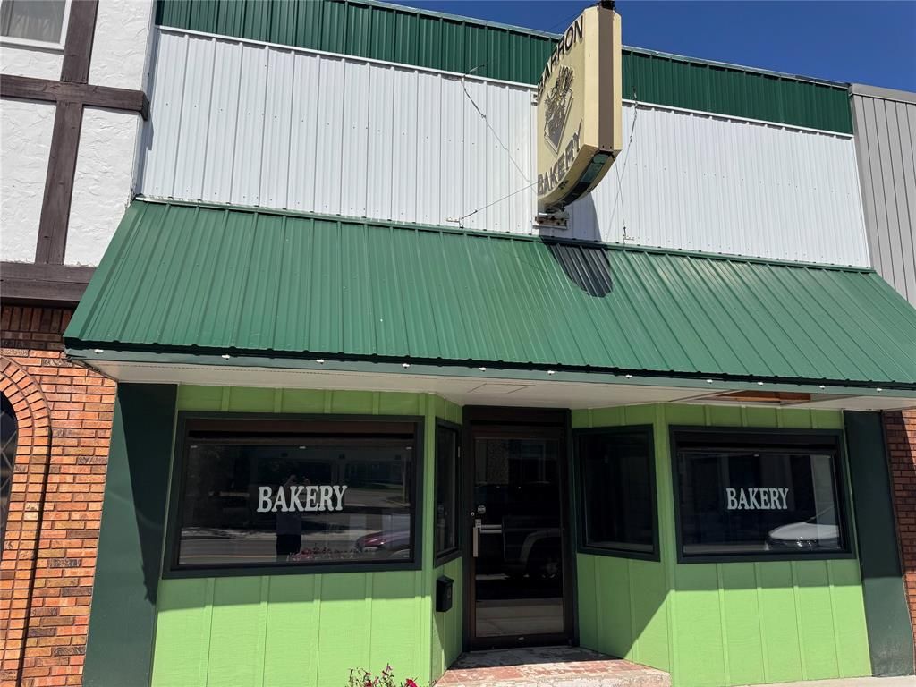 Photo of 429 E LaSalle AVENUE, Barron, WI 54812 (MLS # 1599278)