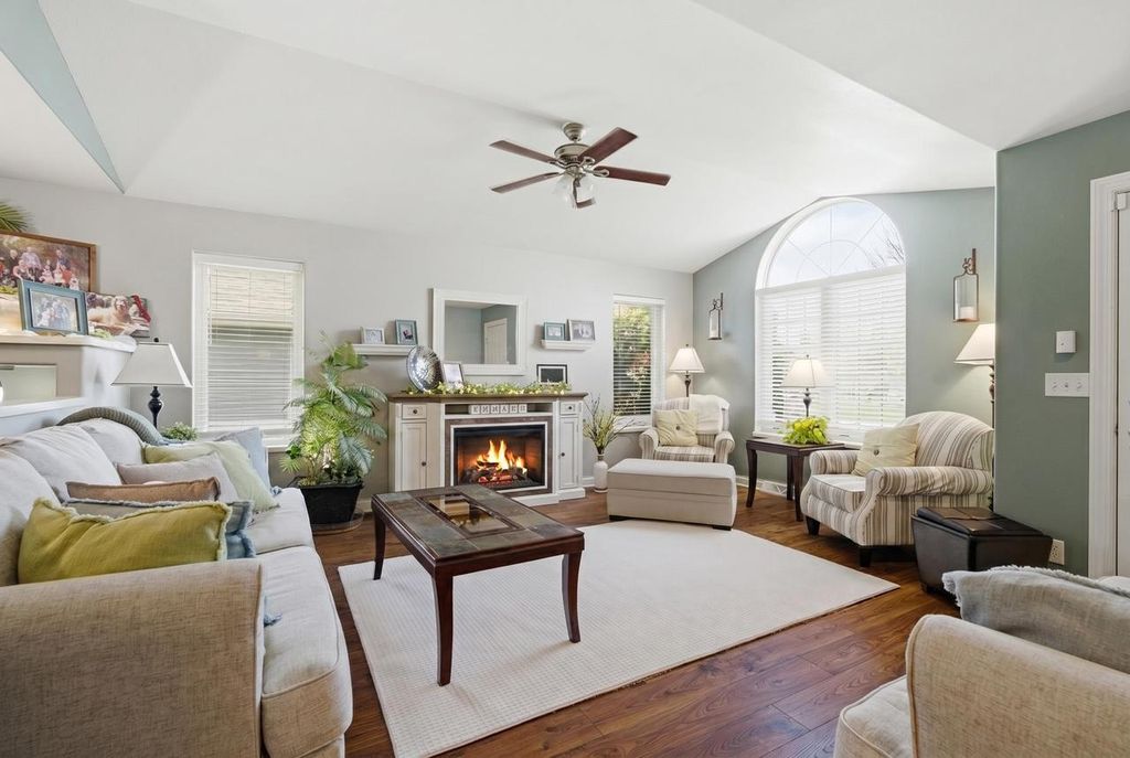 Photo of 1314 S Park AVENUE, Fond Du Lac, WI 54935 (MLS # 50324808)