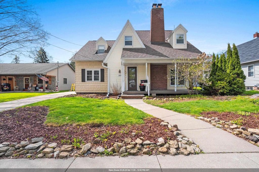 Photo of 809 Draper STREET, Kaukauna, WI 54130 (MLS # 50324900)