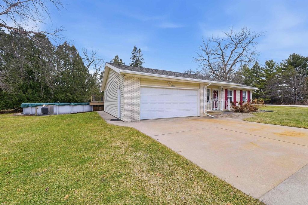 Photo of N7446 Beaver Bay DRIVE, Beaver Dam, WI 53916 (MLS # 2013929)