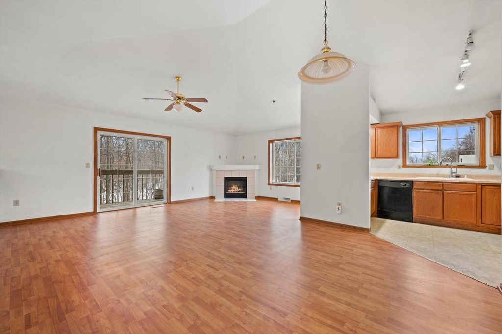 Photo of 9151 S Aspen DRIVE #7, Oak Creek, WI 53154 (MLS # 1946861)