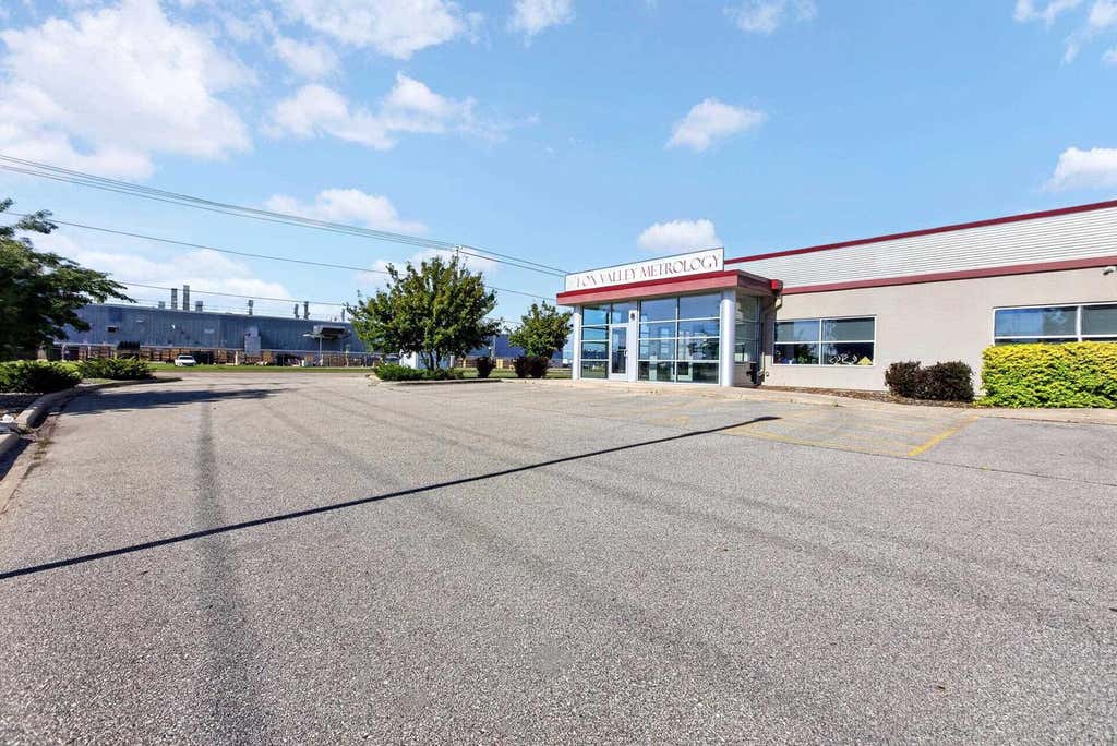 Photo of 3114 Medalist DRIVE, Oshkosh, WI 54902 (MLS # 50328296)