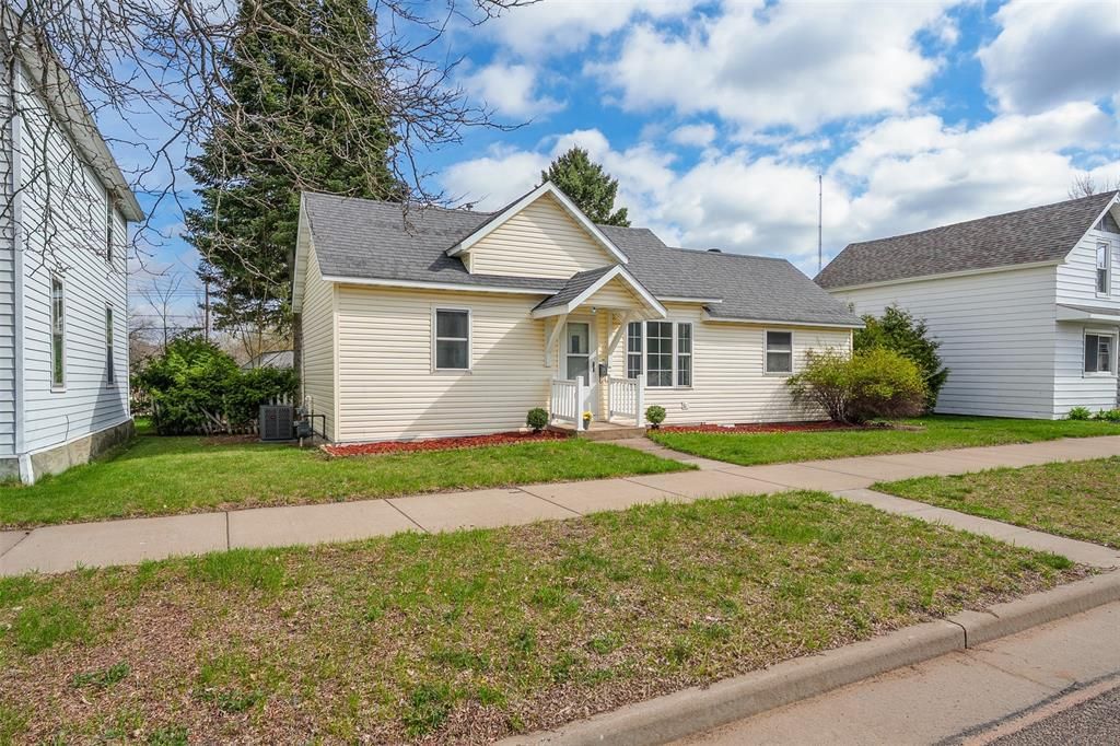 Photo of 914 Water STREET, Chippewa Falls, WI 54729 (MLS # 1600408)