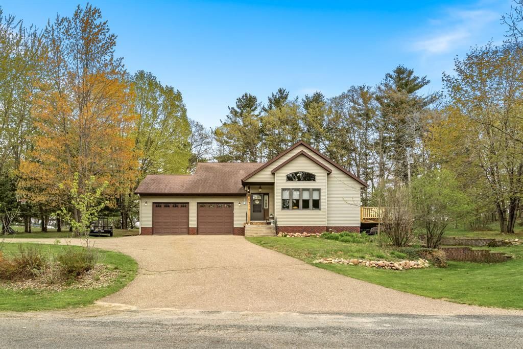 Photo of 2418 Panorama DRIVE, Menomonie, WI 54751 (MLS # 1599675)