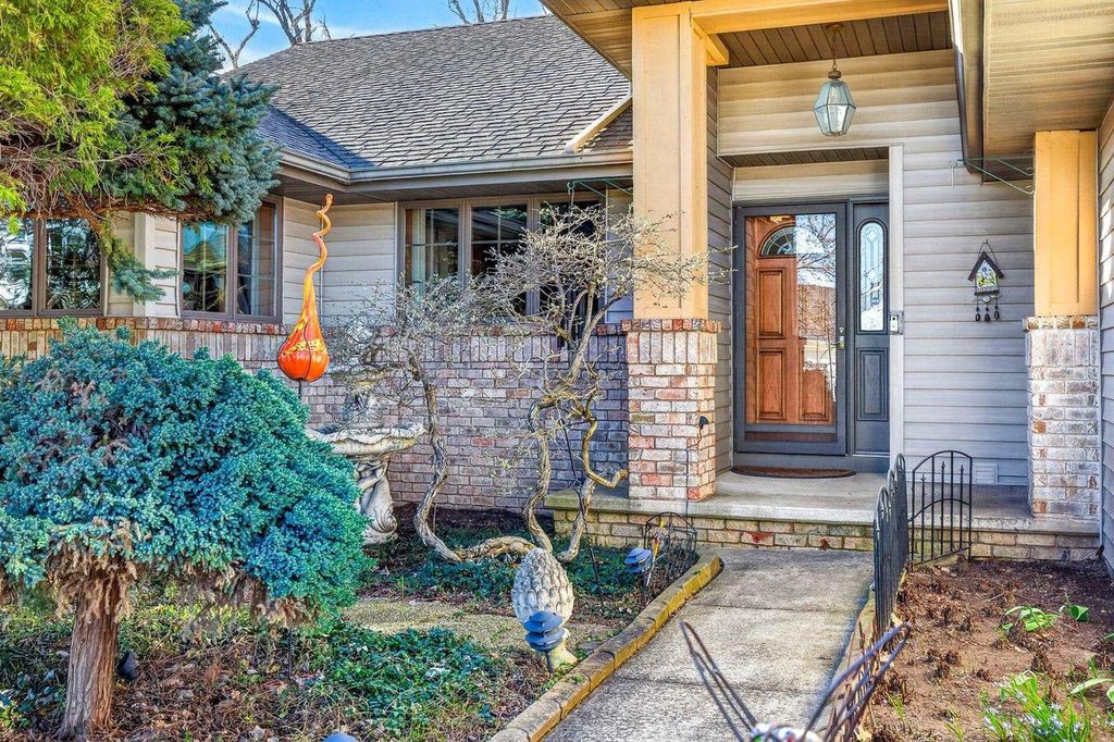 Photo of 1305 Orchard COURT, Neenah, WI 54956 (MLS # 50322993)