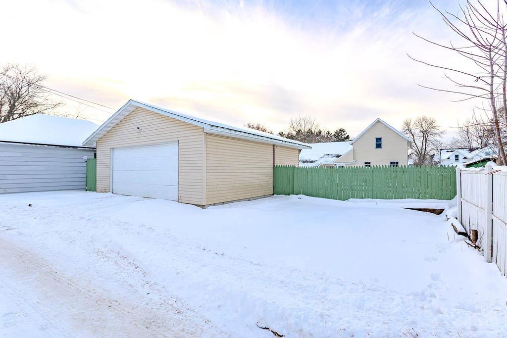 Photo of 617 N Cottage STREET, Merrill, WI 54452 (MLS # 22505727)