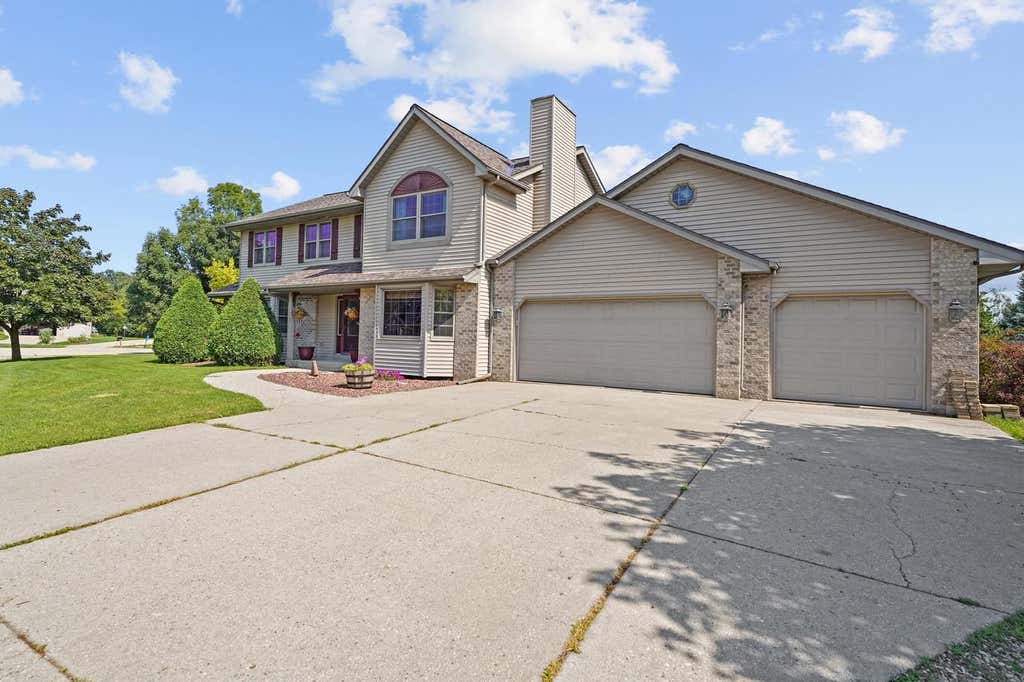 Photo of 11709 242nd STREET, Trevor, WI 53179 (MLS # 1975729)