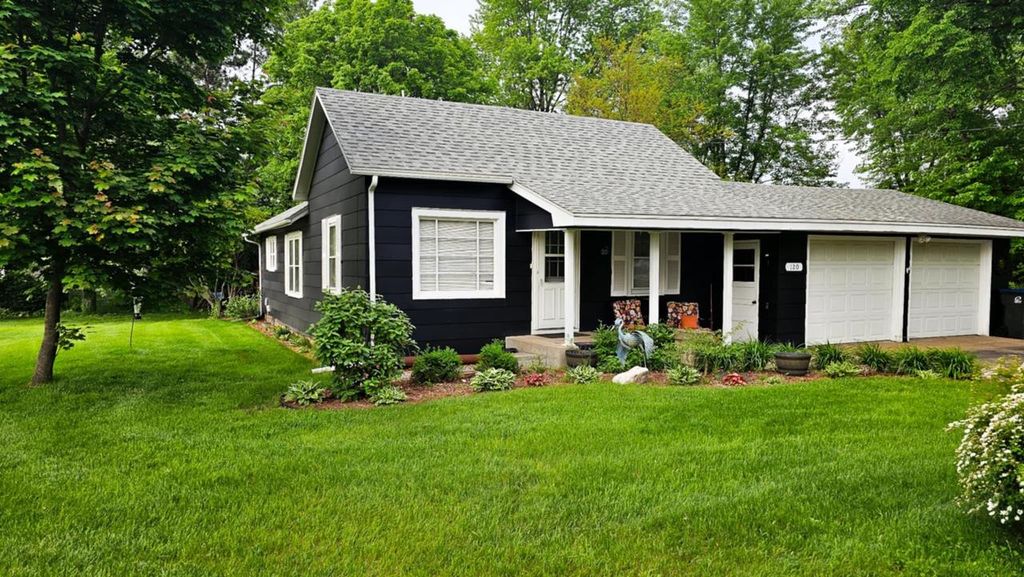 Photo of 120 Elm STREET, Stevens Point, WI 54481 (MLS # 22600010)