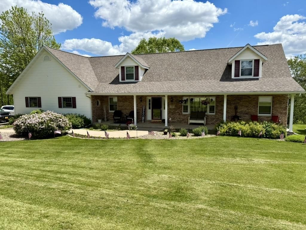 Photo of 420 Front STREET, Bloomington, WI 53804 (MLS # 2013130)