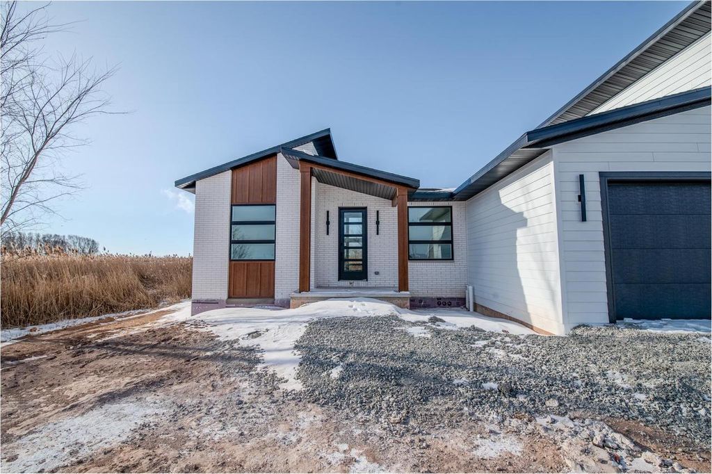 Photo of 308 Kerrigan DRIVE, Wrightstown, WI 54180 (MLS # 50322666)