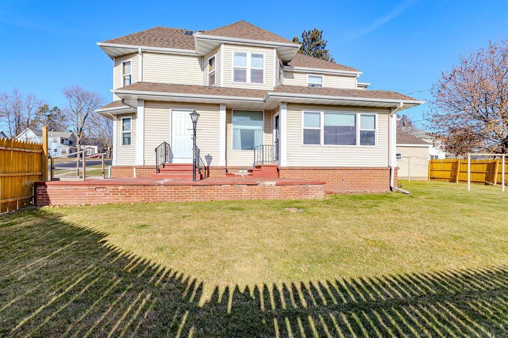 Photo of 407 N State STREET, Merrill, WI 54452 (MLS # 22505473)