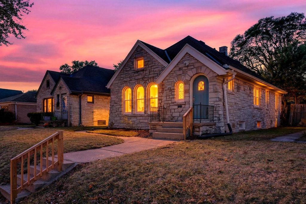 Photo of 3195 N 58th STREET, Milwaukee, WI 53216 (MLS # 1947011)