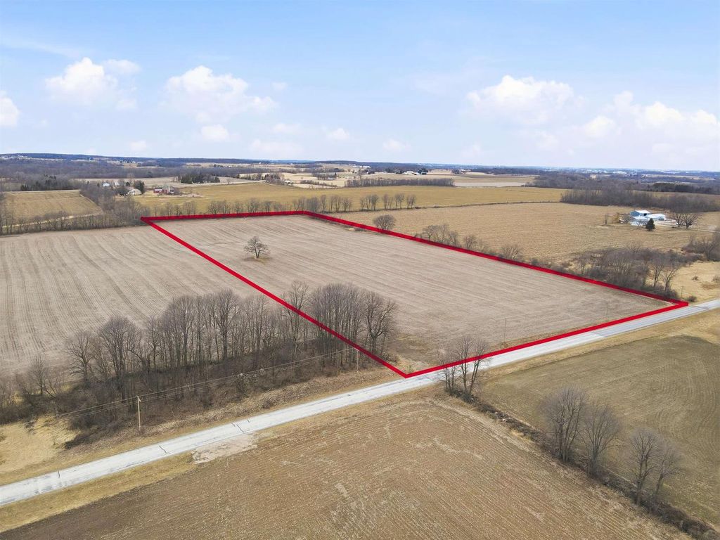 Photo of Hayton ROAD, New Holstein, WI 53061 (MLS # 50322400)