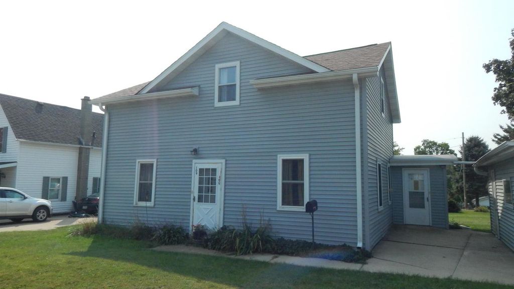 Photo of 109 E Dodge STREET, Dodgeville, WI 53533 (MLS # 2019659)