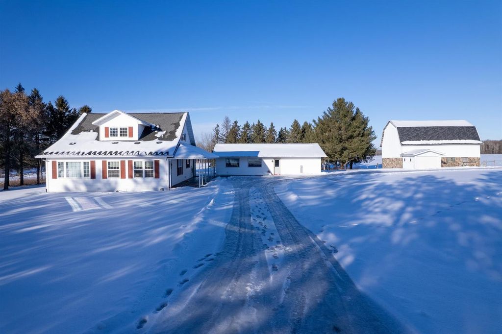 Photo of N3406 Bizer DRIVE, Medford, WI 54451 (MLS # 22600080)