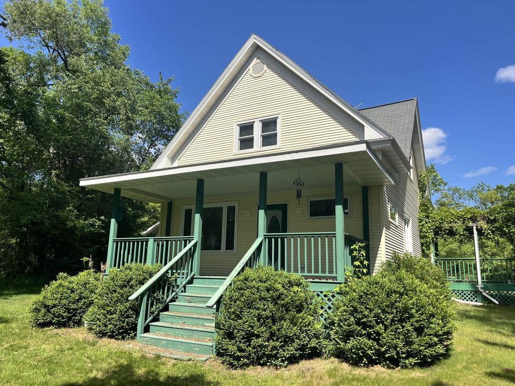 Photo of 2130 County Road G, Westfield, WI 53964 (MLS # 2027514)