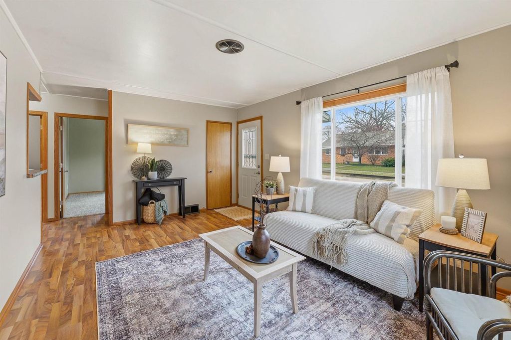 Photo of 149 W 23rd AVENUE, Oshkosh, WI 54902 (MLS # 50323103)