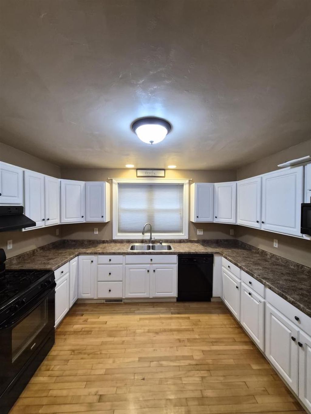 Photo of 600 Mather STREET, Green Bay, WI 54303 (MLS # 50324260)