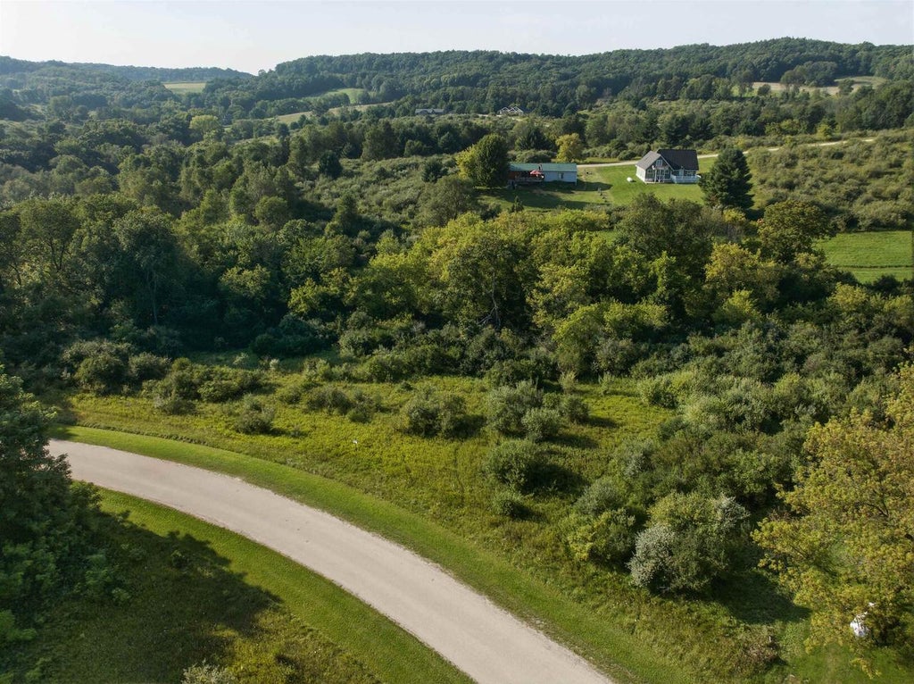 Photo of L535 Wooden Shoe COURT, La Valle, WI 53941 (MLS # 2032752)