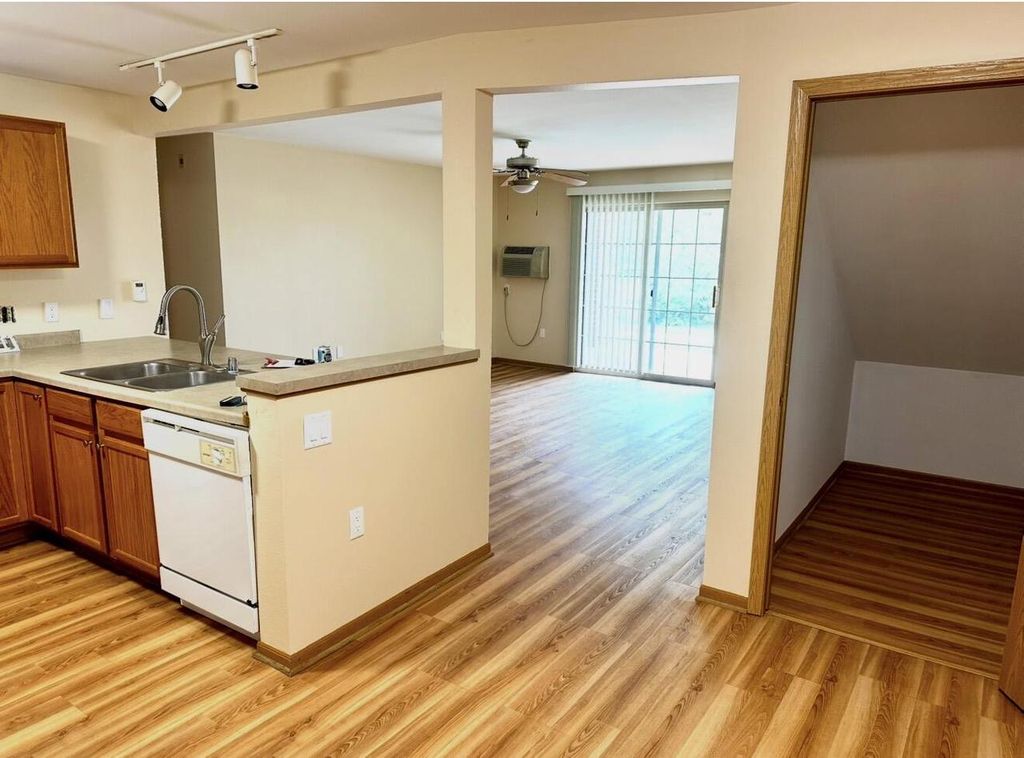 Photo of W1060 Marietta AVENUE #112, Ixonia, WI 53036 (MLS # 1943284)