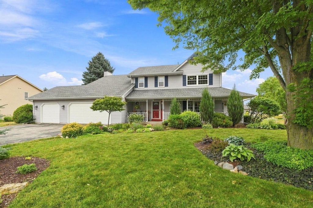 Photo of 5829 Winstar LANE, Racine, WI 53402 (MLS # 1978990)