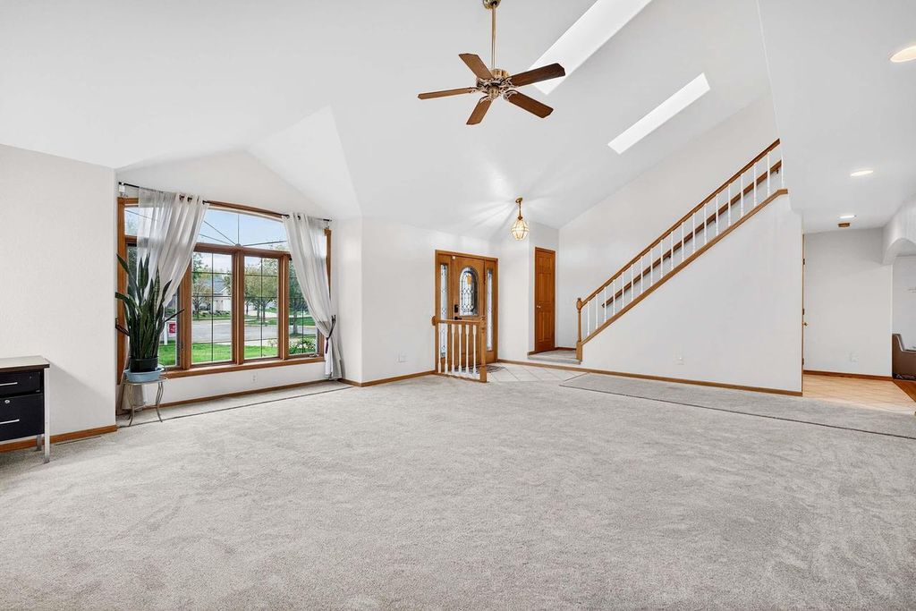 Photo of 1001 Pebblebrook Courtyard, Waunakee, WI 53597 (MLS # 2019589)