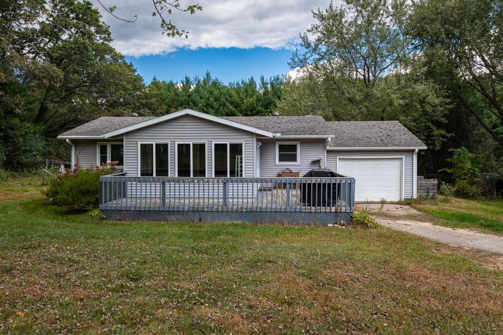 Photo of W7492 County Road T, Holmen, WI 54636 (MLS # 1938375)