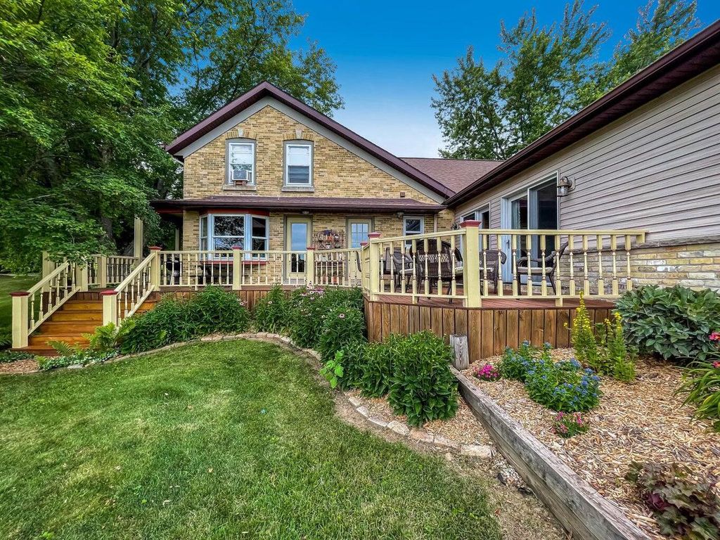 Photo of N6707 La Ferme ROAD, Plymouth, WI 53073 (MLS # 1955900)