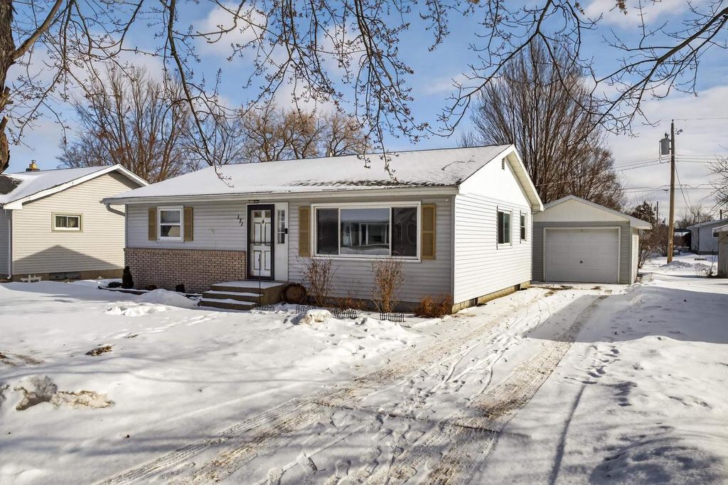 Photo of 171 20th Avenue South Ave, Wisconsin Rapids, WI 54495 (MLS # 22600417)